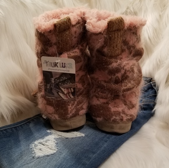 💖1 left!💖PLUSH SPARKLY STREET SOLE BOOT L9/10💖 - Picture 4 of 7